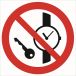 Znak "Zakaz wstępu z przedmiotami metalowymi i zegarkami"